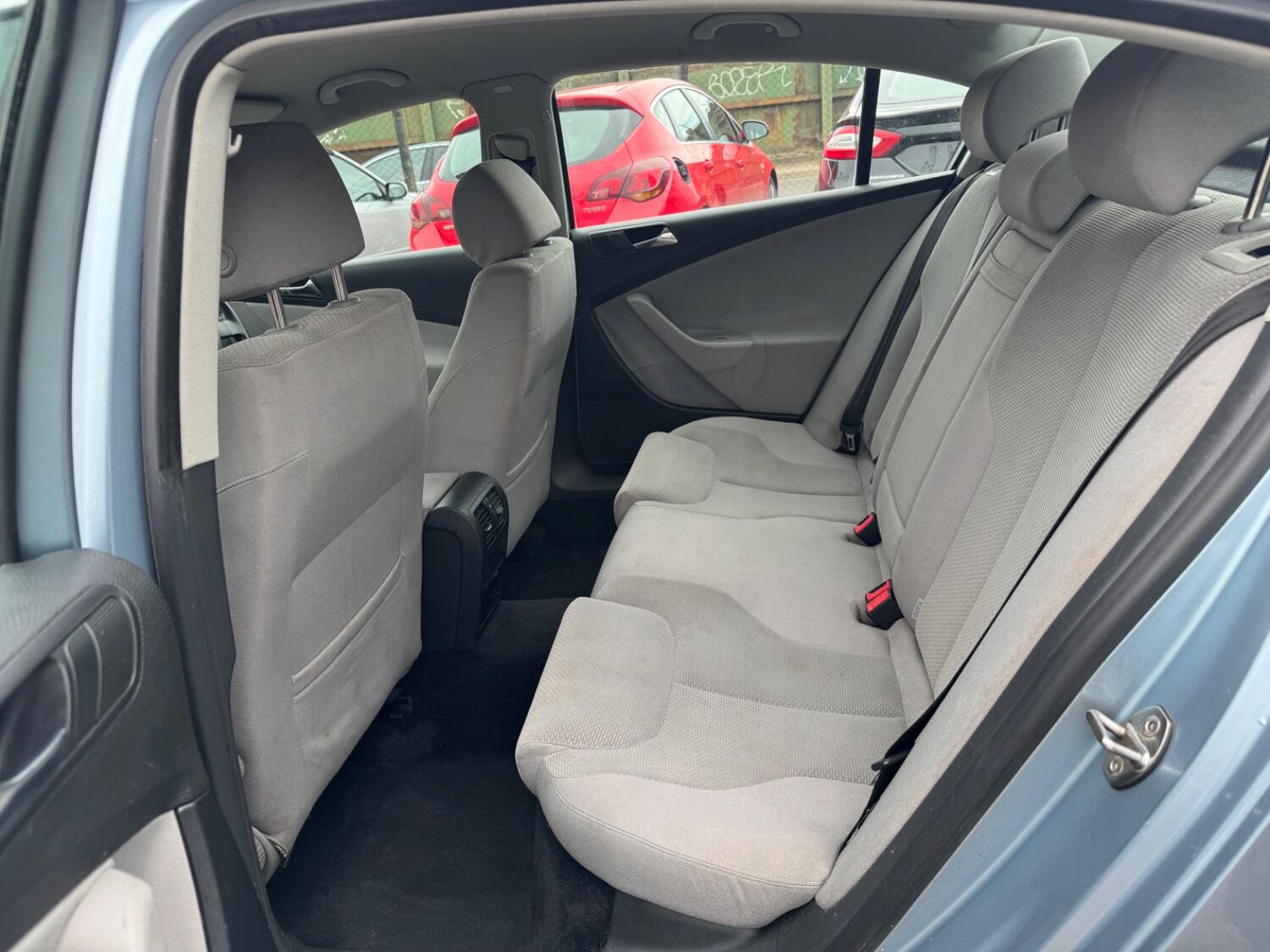 Used Volkswagen Passat 2005 for sale - 77065719: Photo 11