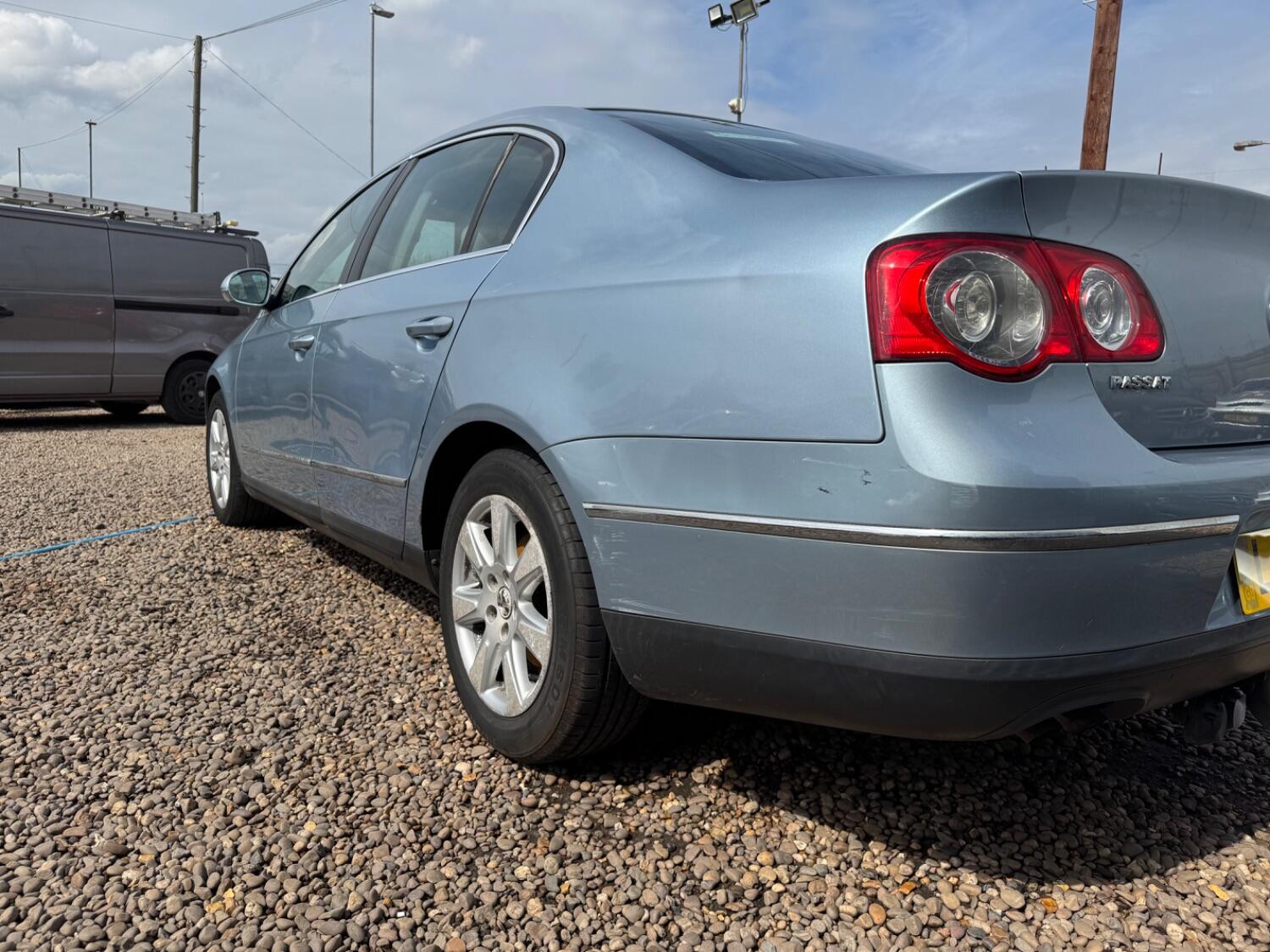 Used Volkswagen Passat 2005 for sale - 77065719: Photo 3