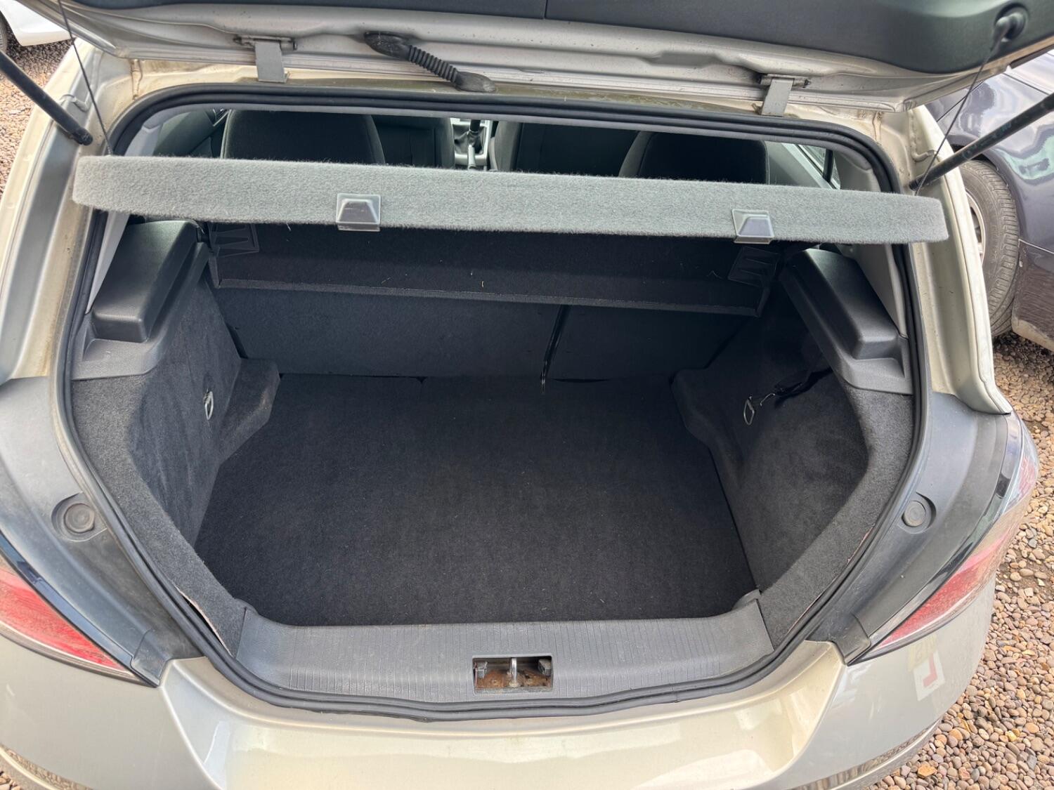 Used Vauxhall Astra 2009 for sale - 77357257: Photo 16