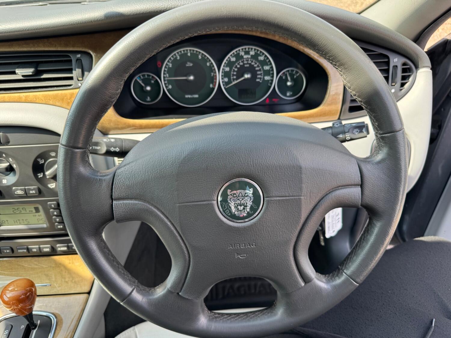 Used Jaguar X-Type 2002 for sale - 74983920: Photo 11