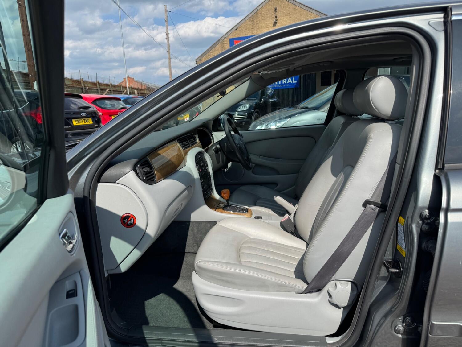 Used Jaguar X-Type 2002 for sale - 74983920: Photo 15