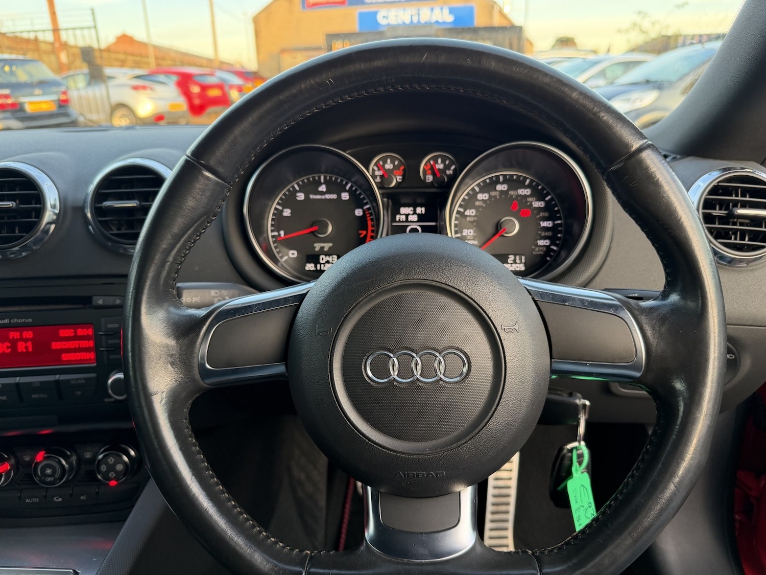 Used Audi TT 2010 for sale - 76769821: Photo 11