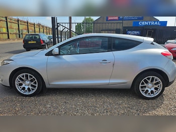 Used Renault Megane 2012 for sale - 75466532: Photo