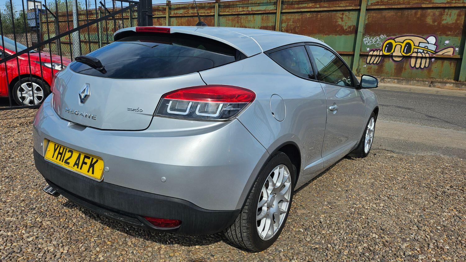 Used Renault Megane 2012 for sale - 75466532: Photo 4