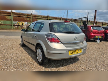 Used Vauxhall Astra 2009 for sale - 76364075: Photo