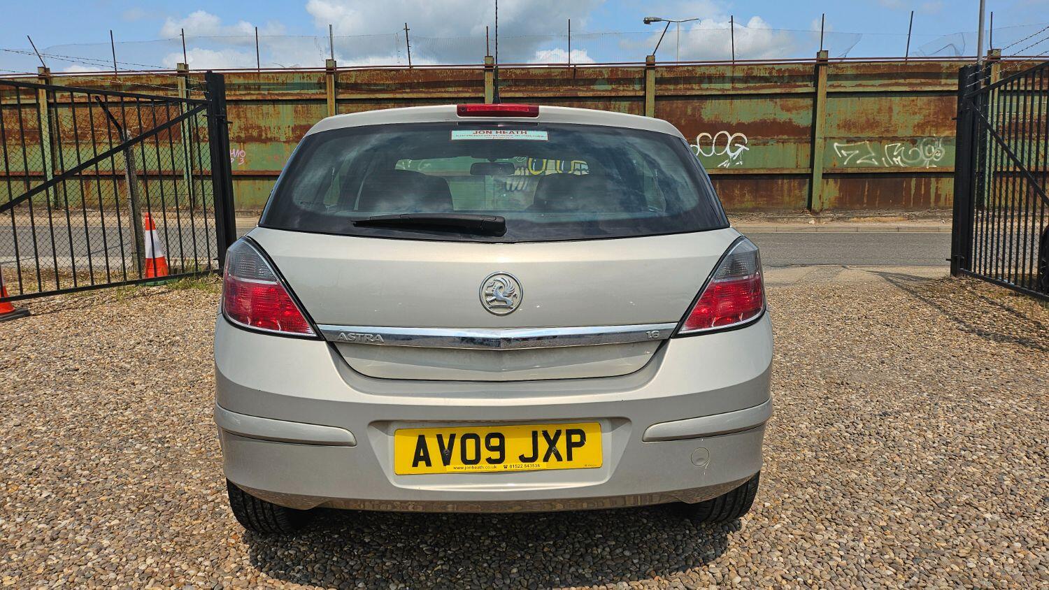 Used Vauxhall Astra 2009 for sale - 76364075: Photo 8