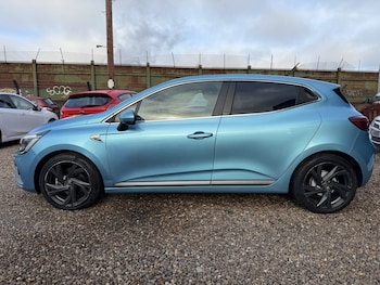 Used Renault Clio 2021 for sale - 76784951: Photo