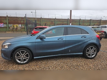 Used Mercedes-Benz A-Class 2014 for sale - 76364060: Photo