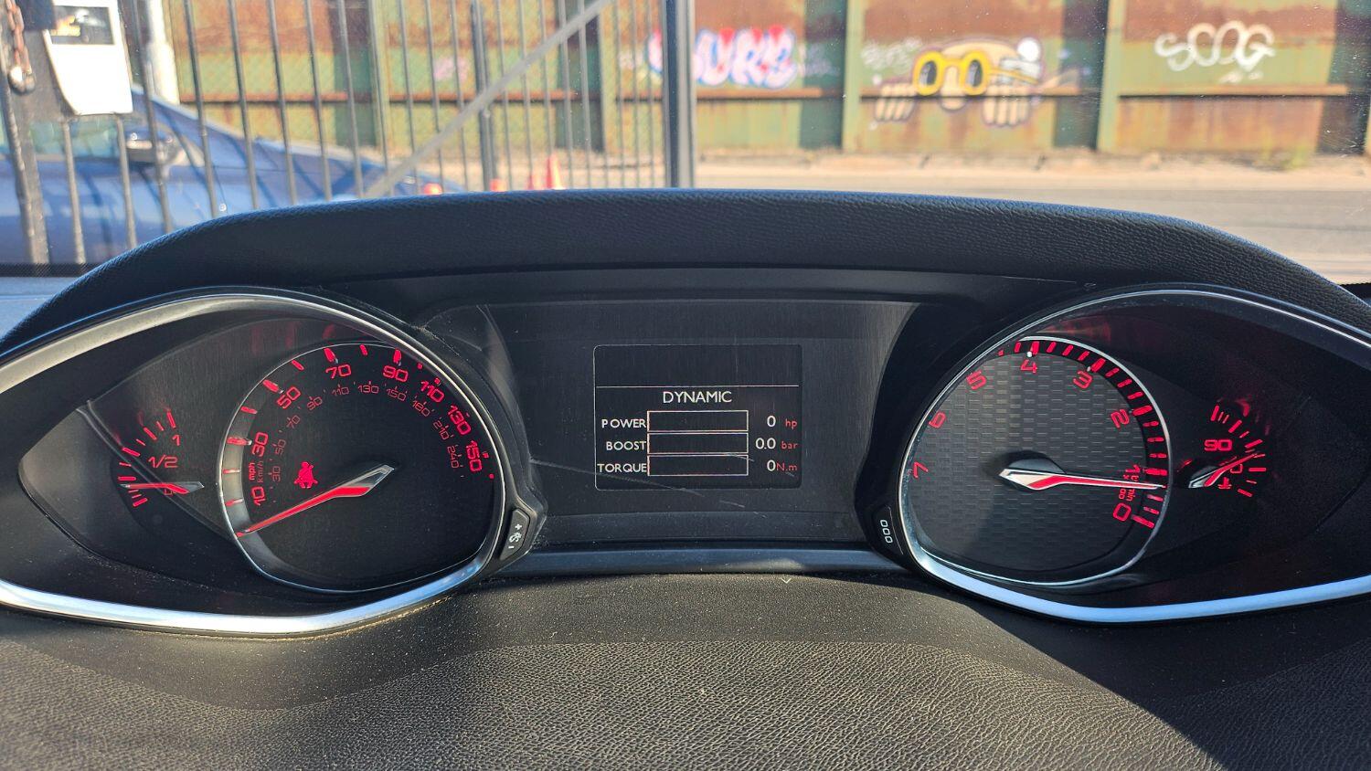Used Peugeot 308 2015 for sale - 76364061: Photo 15