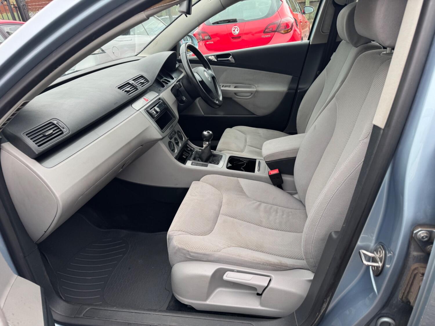 Used Volkswagen Passat 2005 for sale - 77709056: Photo 10