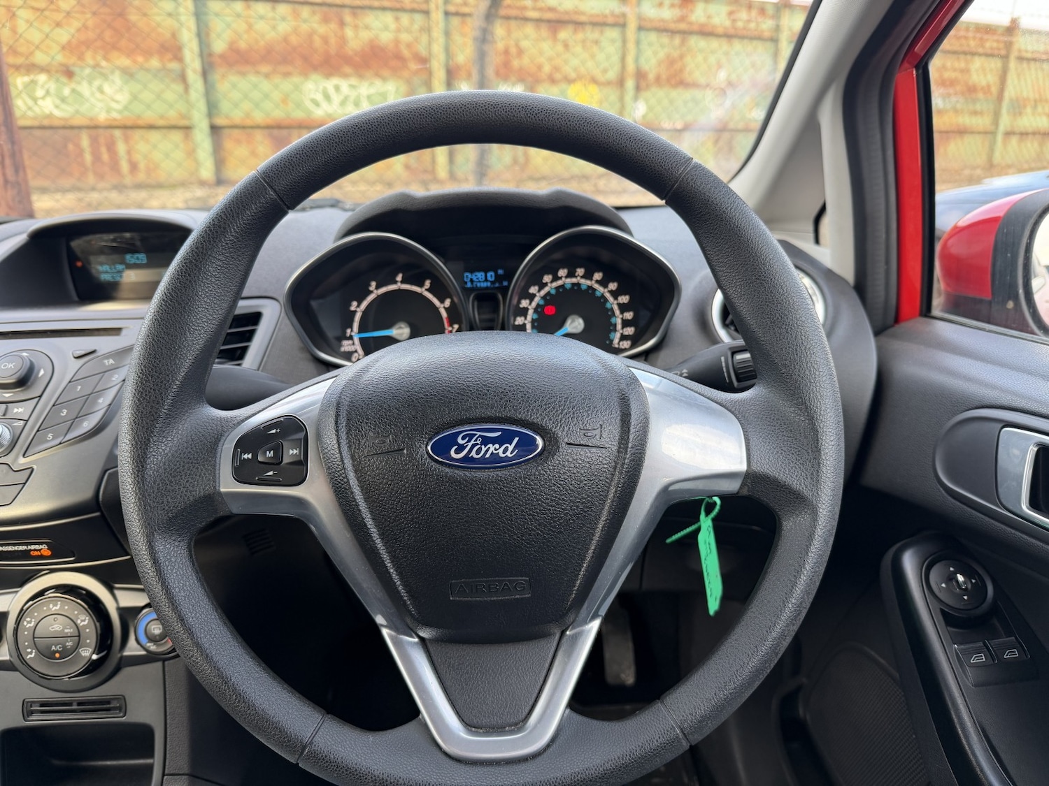 Used Ford Fiesta 2013 for sale - 76649813: Photo 14