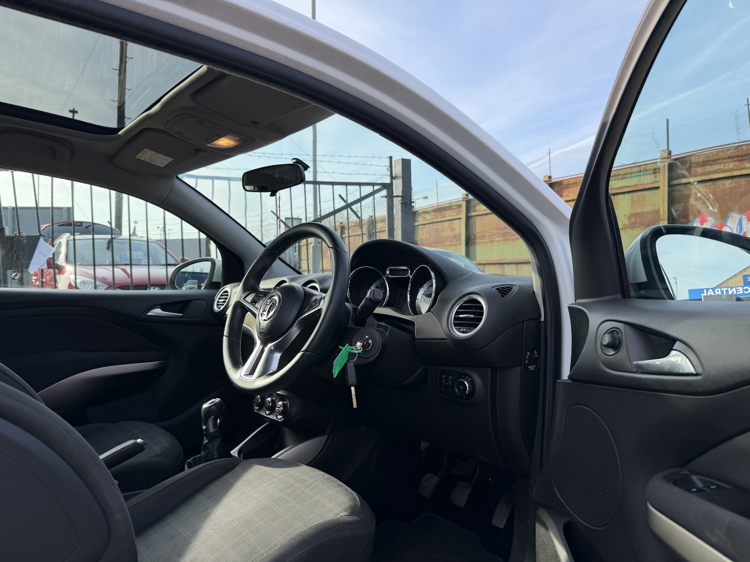 Used Vauxhall ADAM 2013 for sale - 77953994: Photo 13