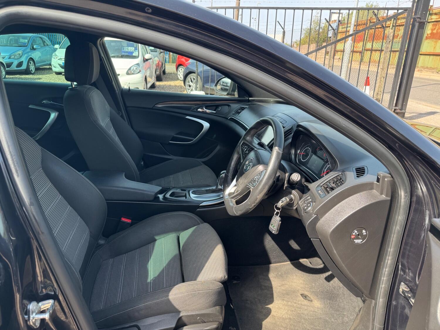 Used Vauxhall Insignia 2015 for sale - 75561655: Photo 9