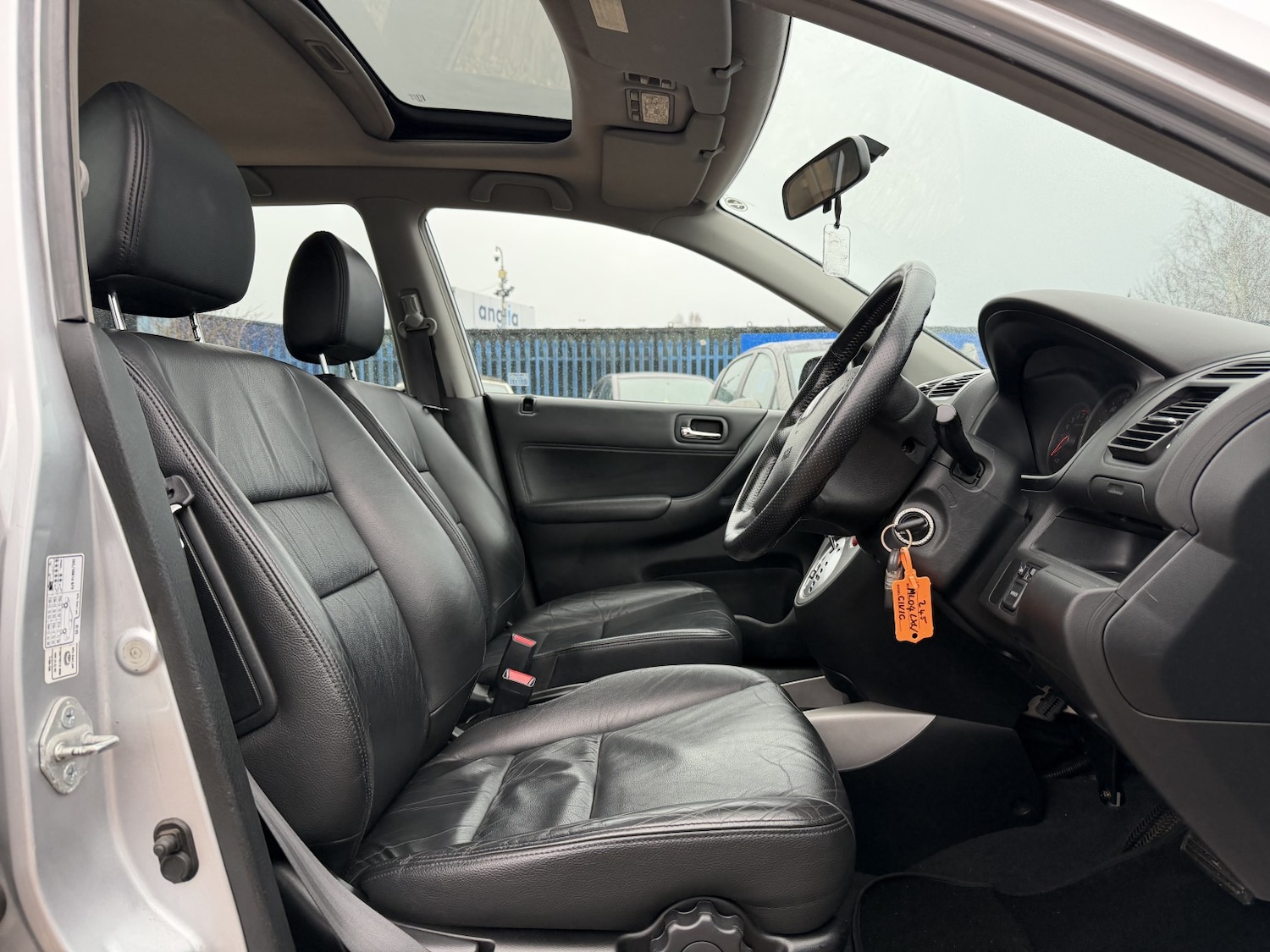 Used Honda Civic 2004 for sale - 77370583: Photo 9