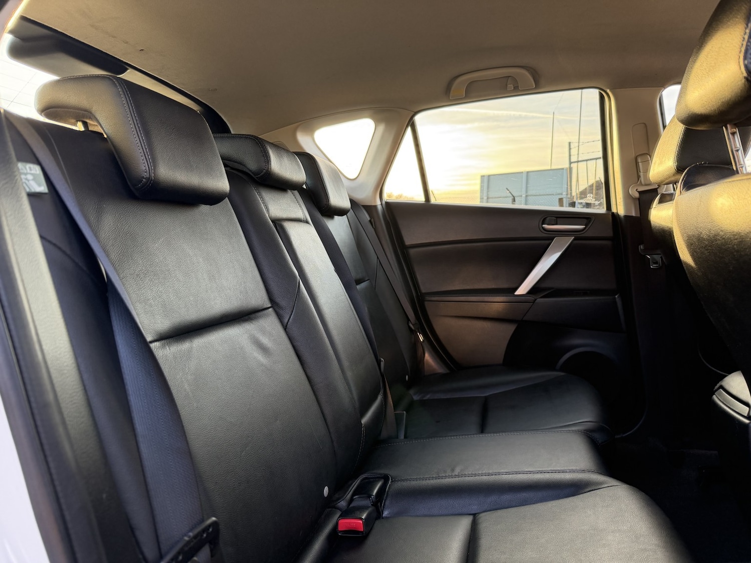 Used Mazda Mazda3 2010 for sale - 76649818: Photo 11