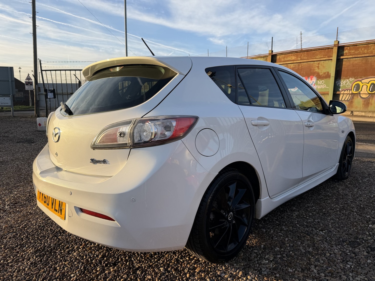 Used Mazda Mazda3 2010 for sale - 76649818: Photo 6