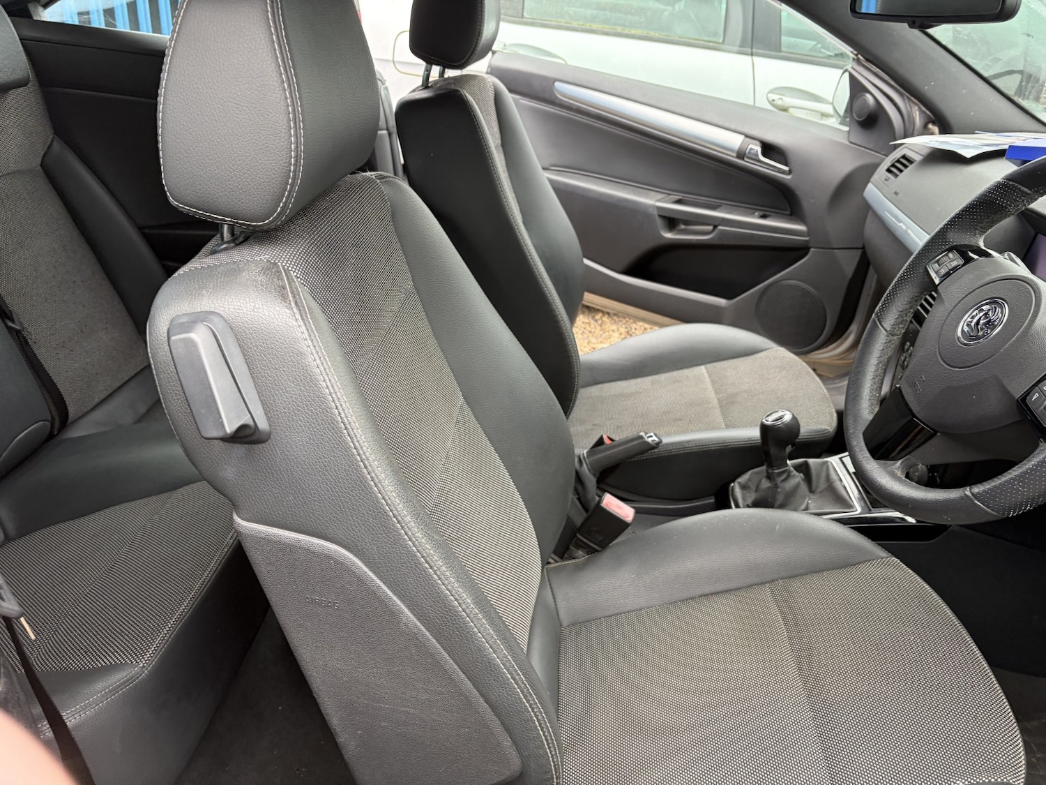 Used Vauxhall Astra 2008 for sale - 77213402: Photo 2