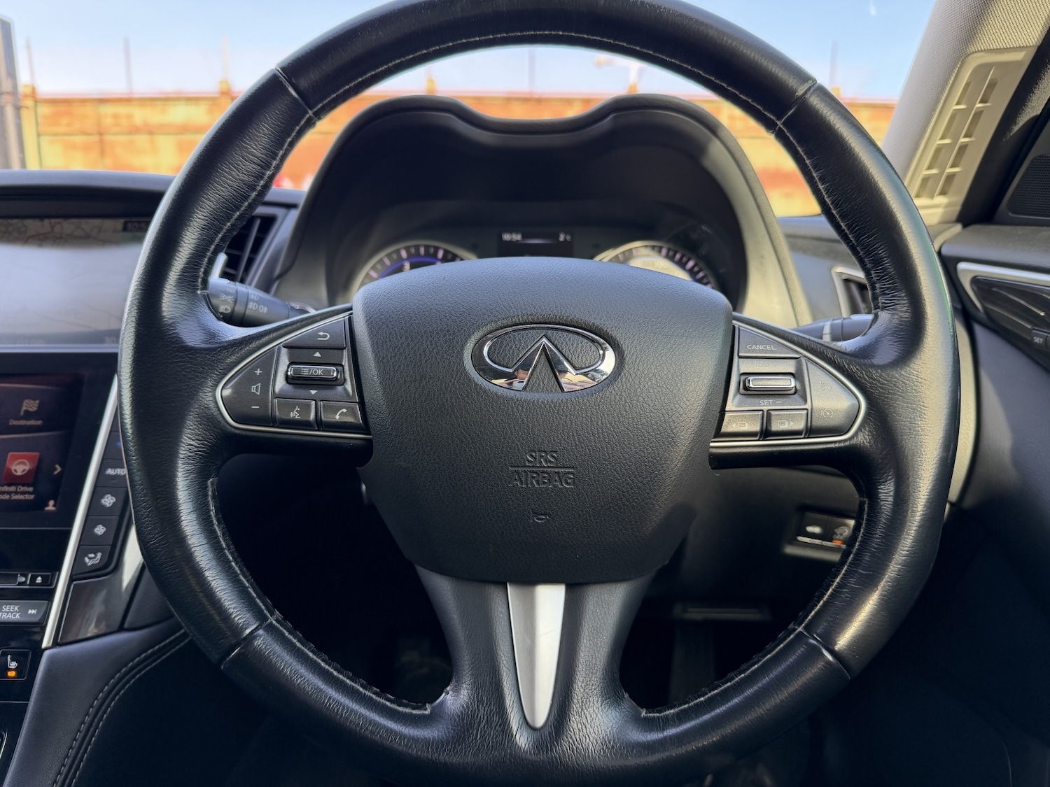 Used Infiniti Q50 2014 for sale - 77584584: Photo 10