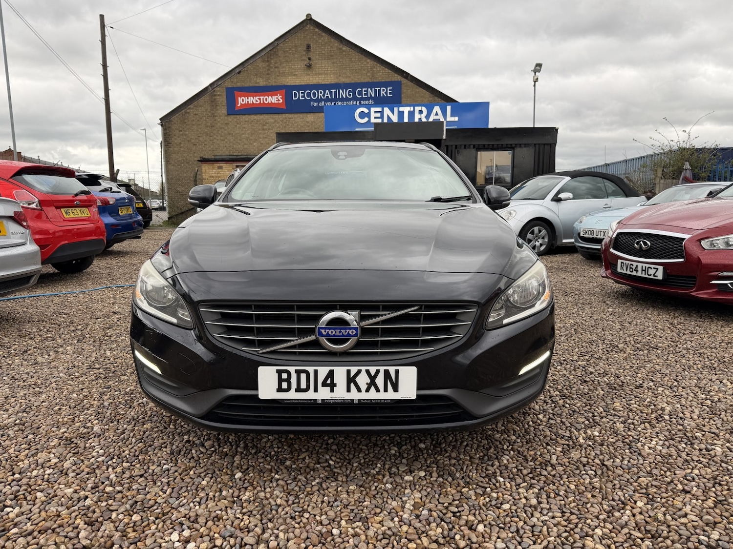 Used Volvo V60 2014 for sale - 78045679: Photo 2