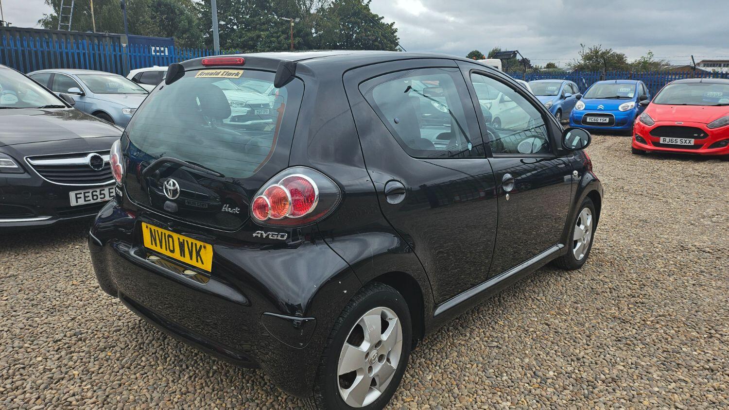 Used Toyota AYGO 2010 for sale - 75561619: Photo 4