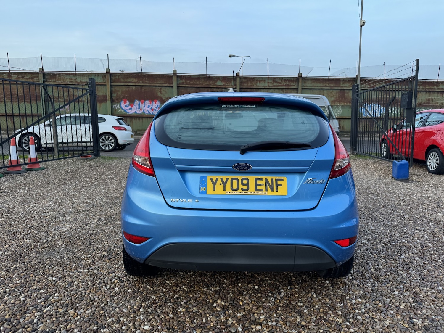 Used Ford Fiesta 2009 for sale - 77027893: Photo 4