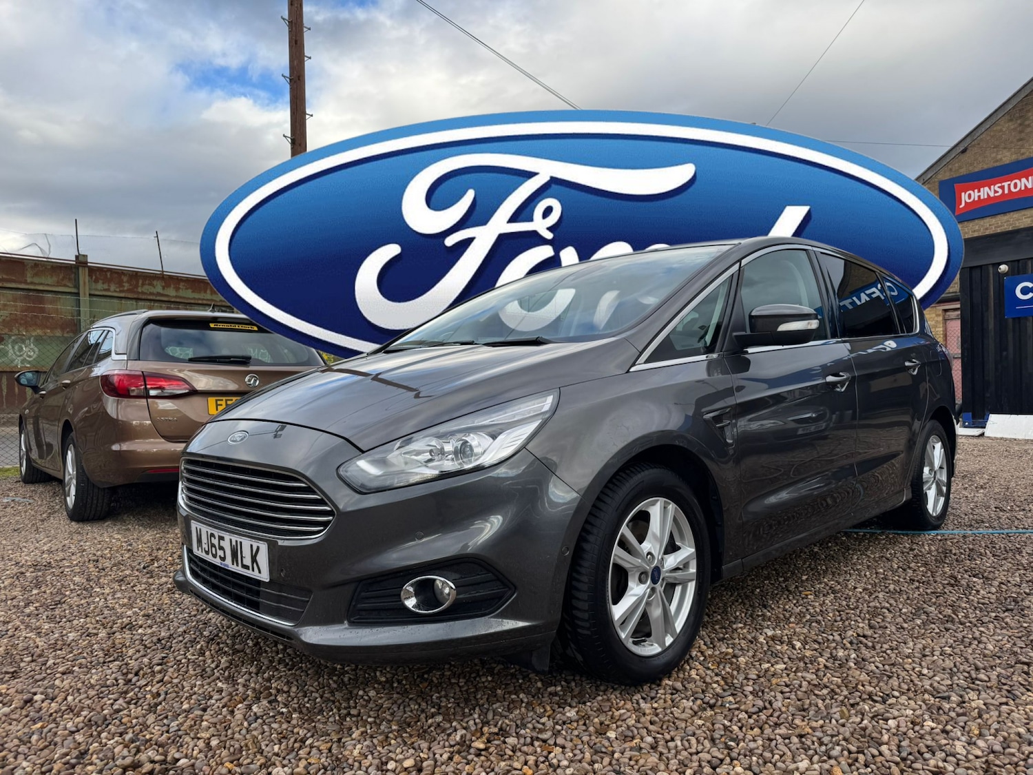 Used Ford S-Max 2015 for sale - 76387380: Photo 1