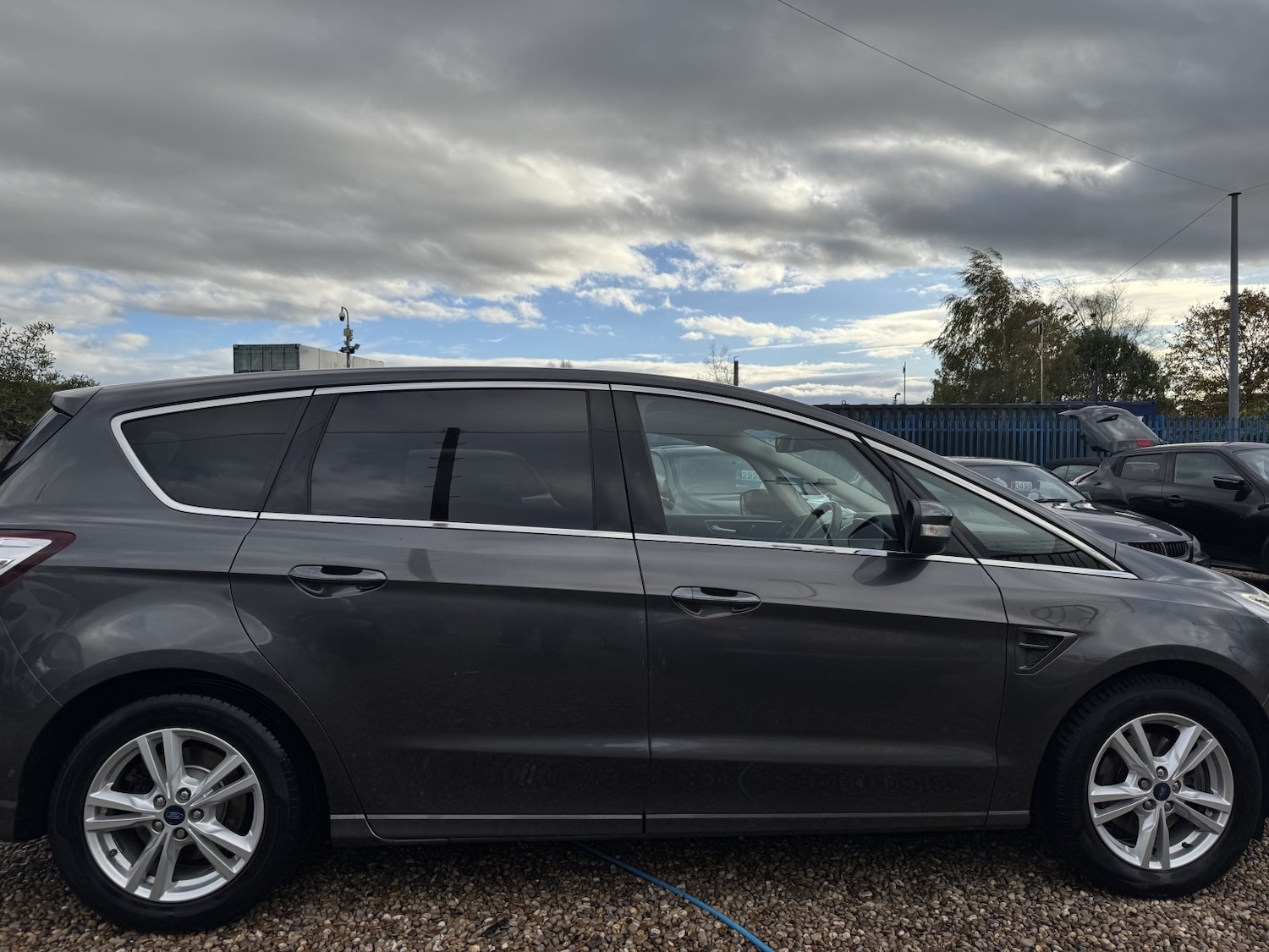 Used Ford S-Max 2015 for sale - 76387380: Photo 6