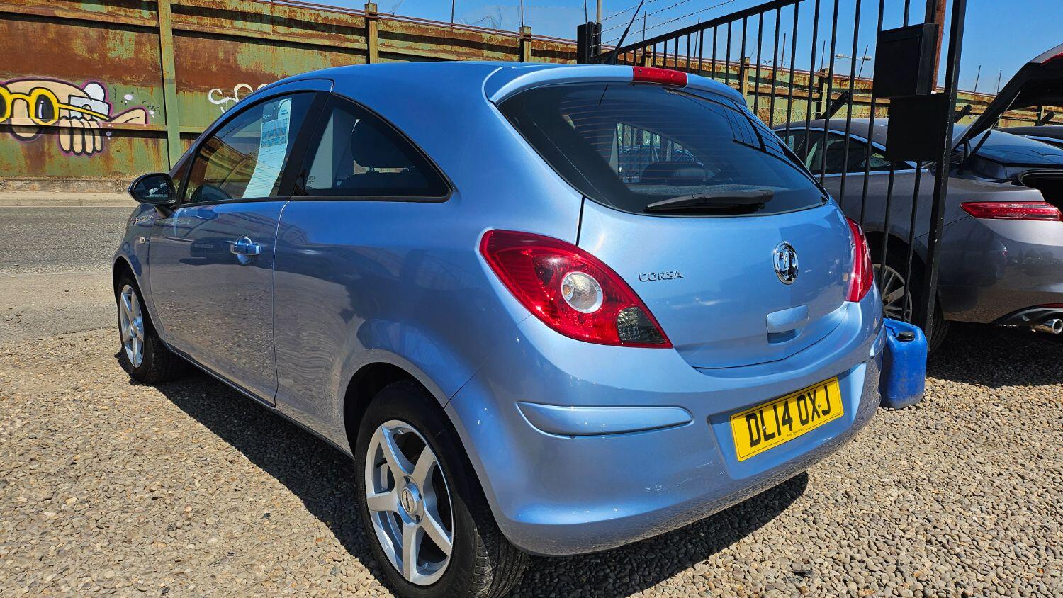Used Vauxhall Corsa 2014 for sale - 75074548: Photo 3