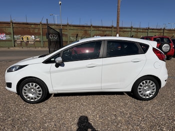 Used Ford Fiesta 2014 for sale - 77881159: Photo