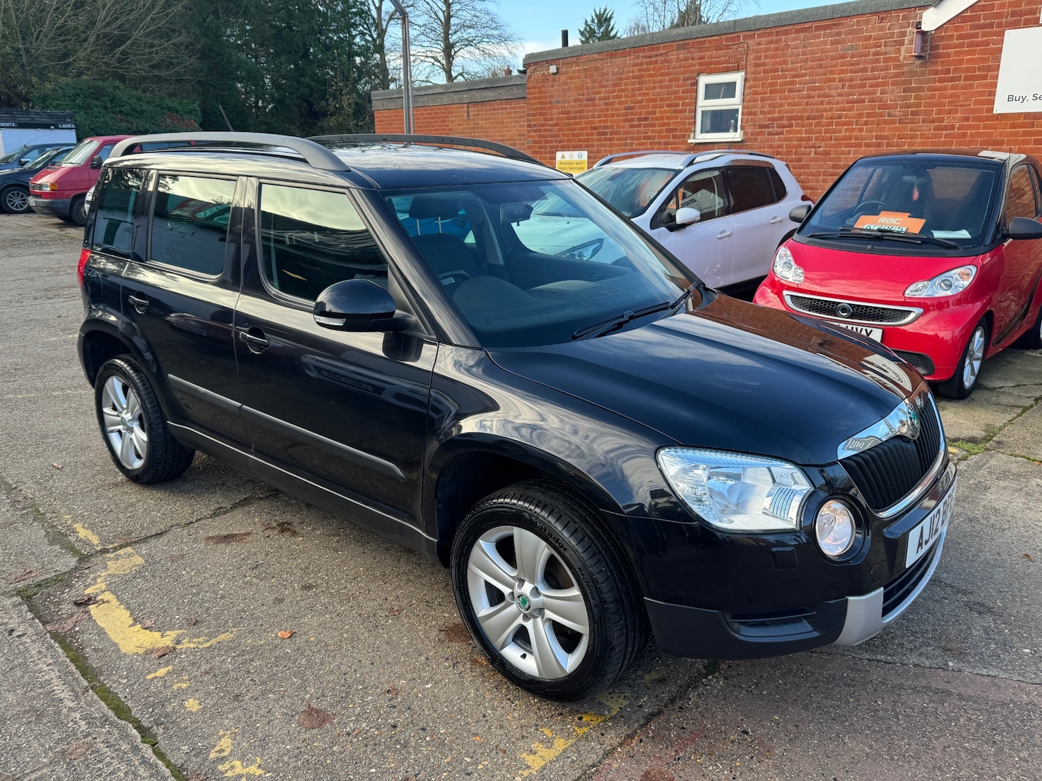 Used Skoda Yeti 2012 for sale - 76612193: Photo 2