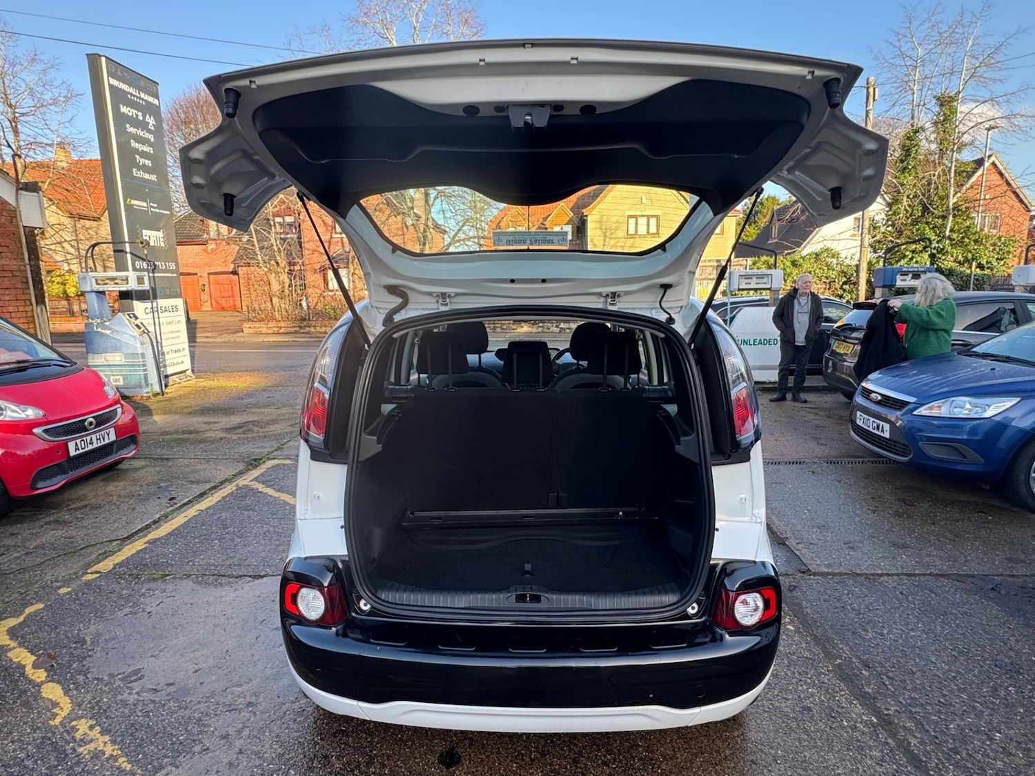 Used Citroen C3 Picasso 2013 for sale - 76892242: Photo 5