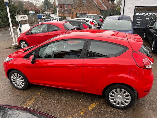 Used Ford Fiesta 2015 for sale - 73769754: Photo 8