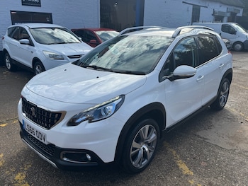 Used Peugeot 2008 2016 for sale - 76464488: Photo