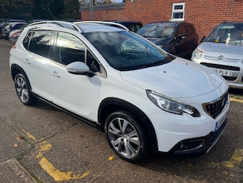 Used Peugeot 2008 2016 for sale - 76464488: Photo