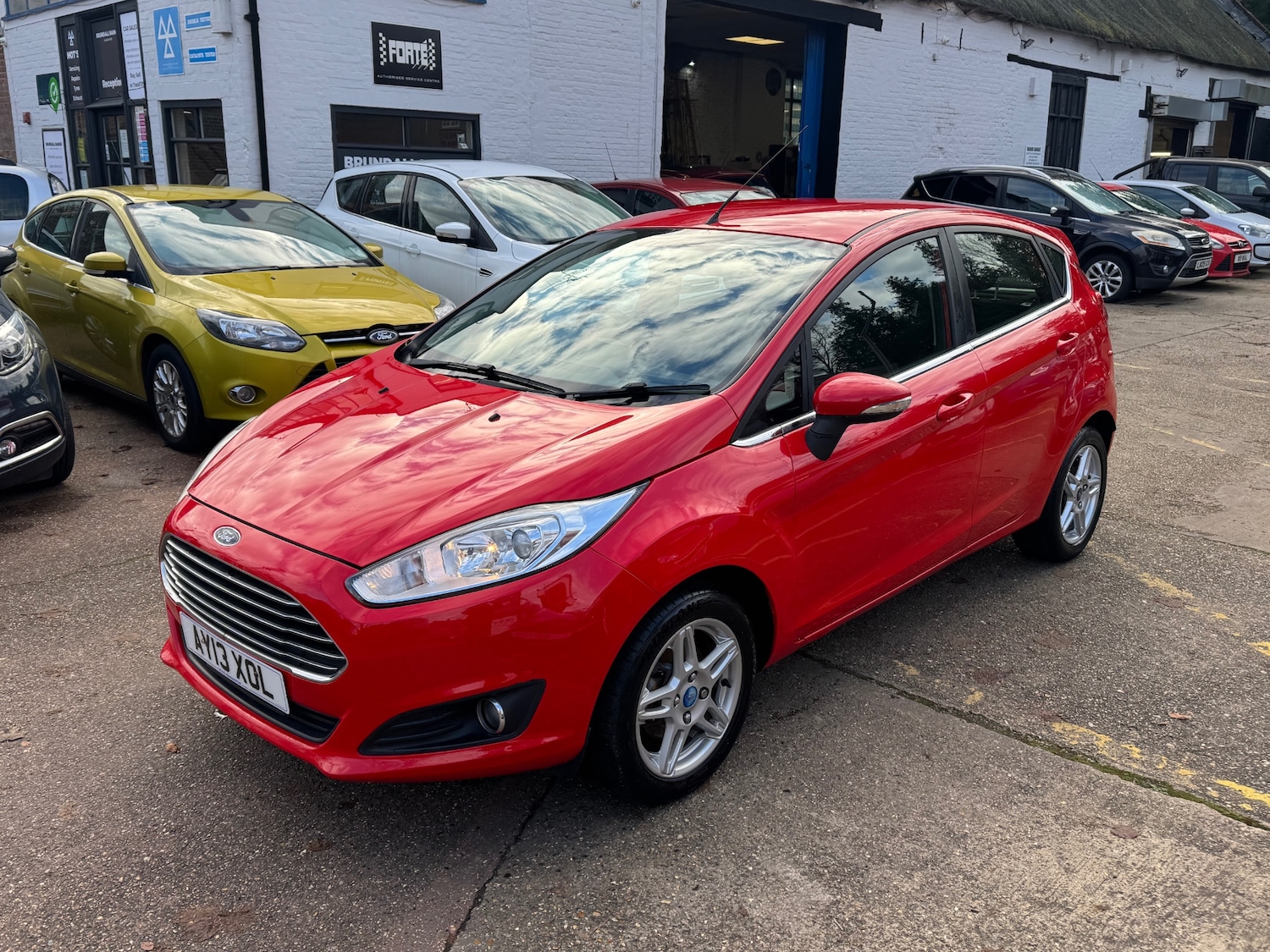 Used Ford Fiesta 2013 for sale - 76612198: Photo 1