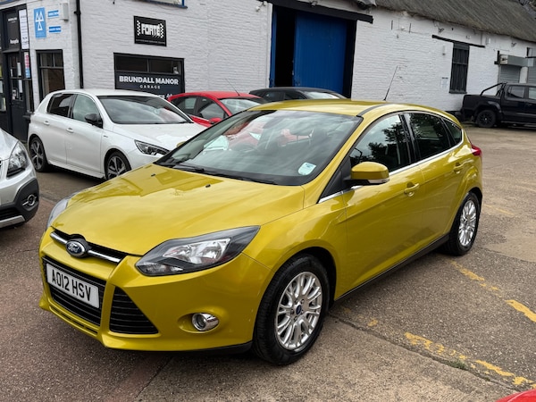 Used Ford Focus 2012 for sale - 75680640: Photo 1