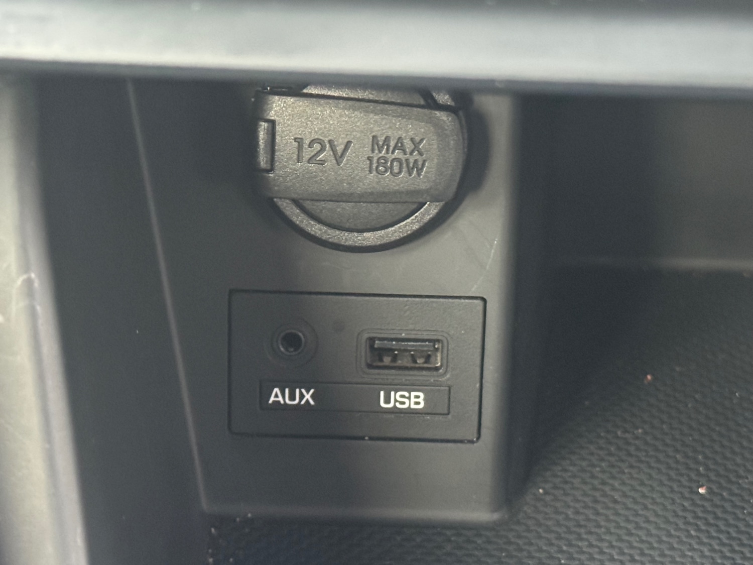 Used Hyundai i10 2015 for sale - 77207514: Photo 10