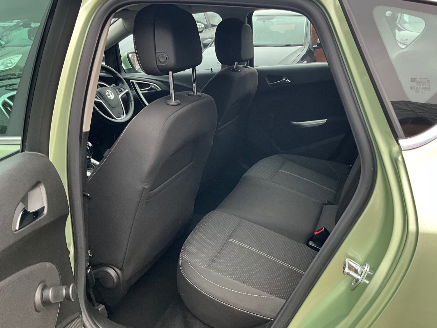 Used Vauxhall Astra 2011 for sale - 77283884: Photo 10