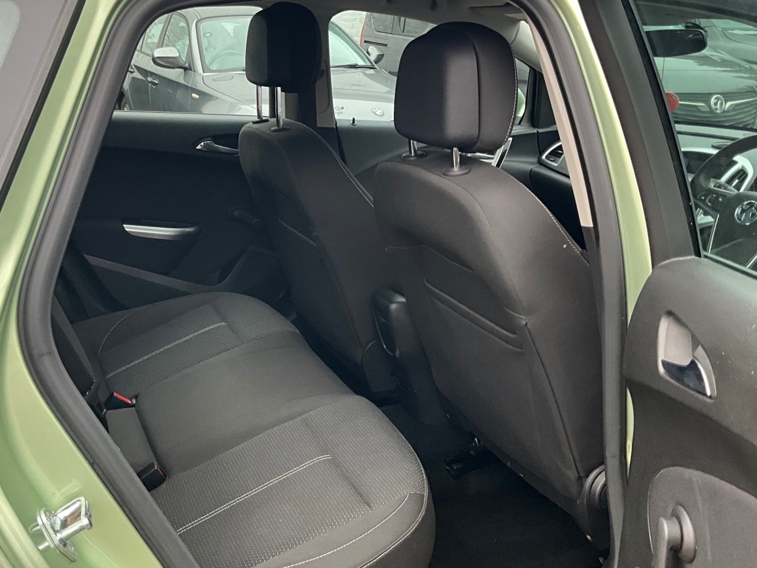 Used Vauxhall Astra 2011 for sale - 77283884: Photo 11