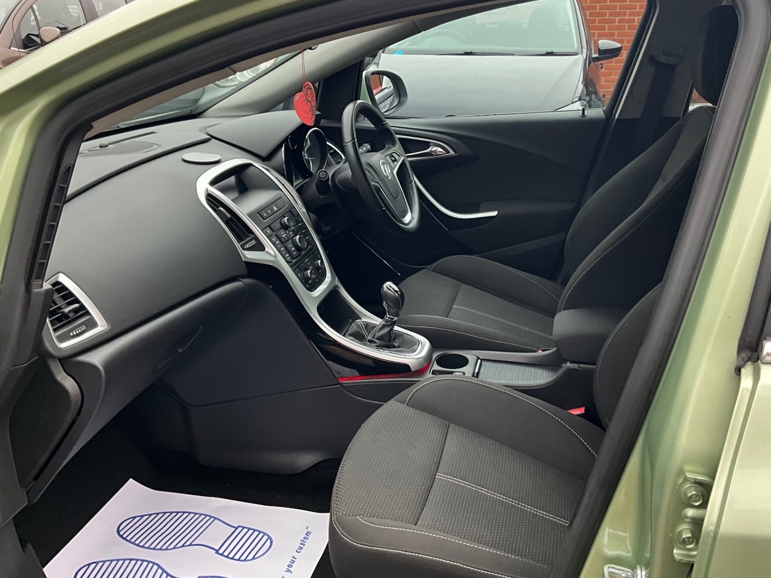 Used Vauxhall Astra 2011 for sale - 77283884: Photo 9