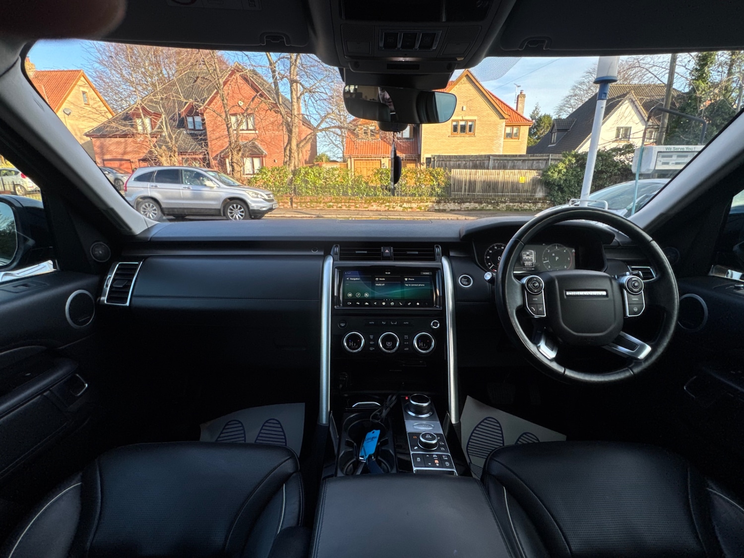 Used Land Rover Discovery 2018 for sale - 77023108: Photo 11