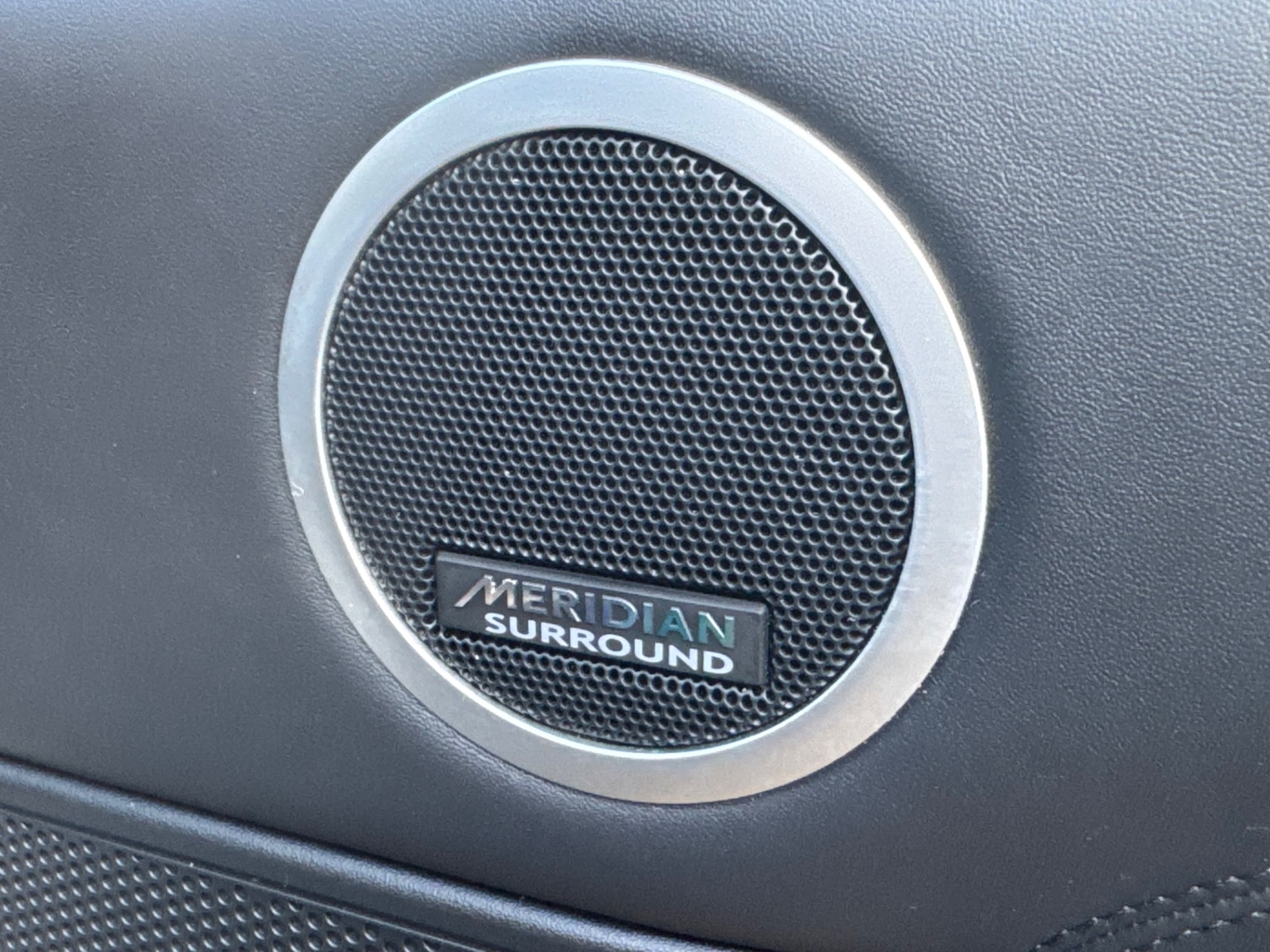 Used Land Rover Discovery 2018 for sale - 77023108: Photo 18