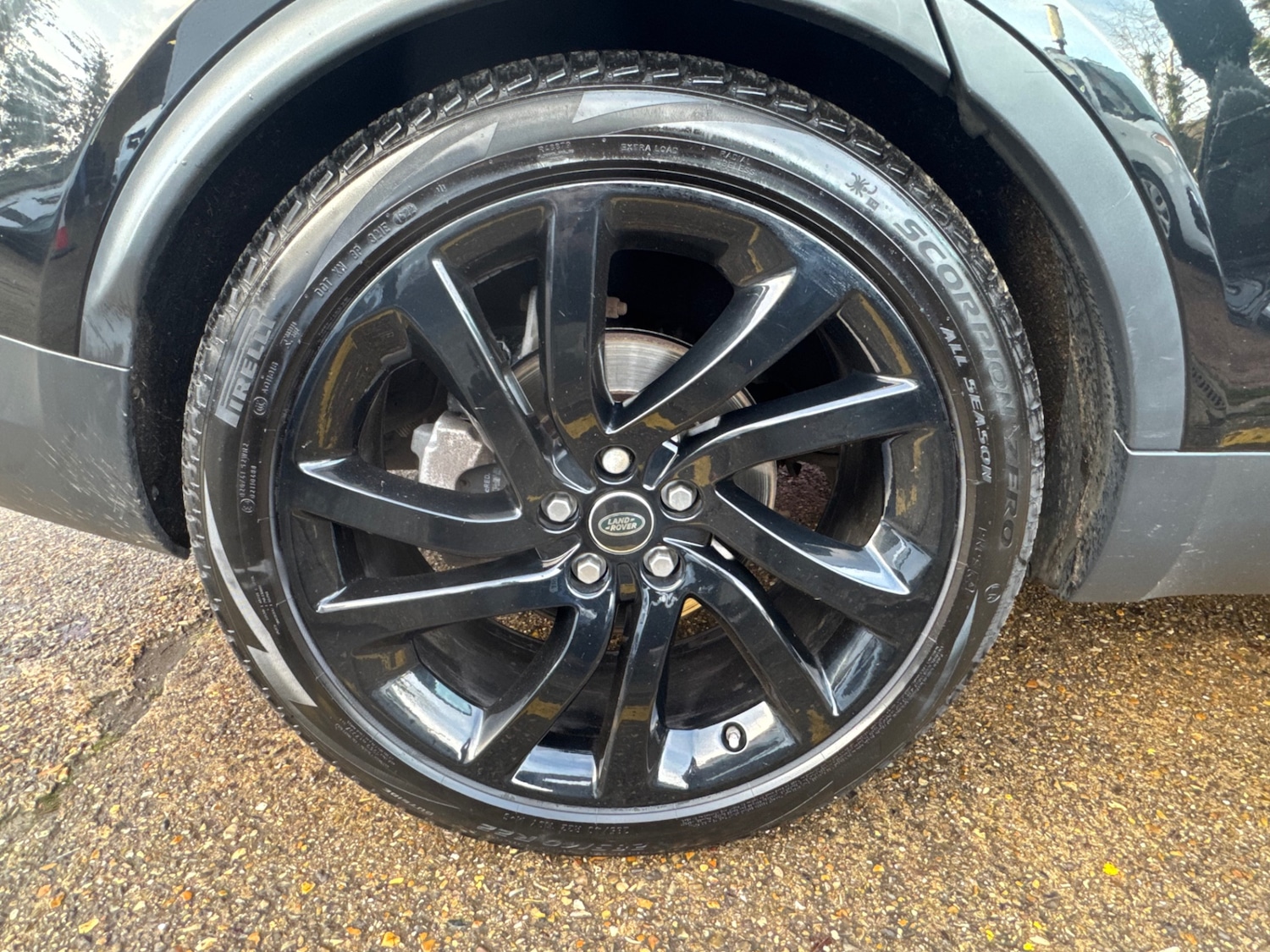 Used Land Rover Discovery 2018 for sale - 77023108: Photo 19