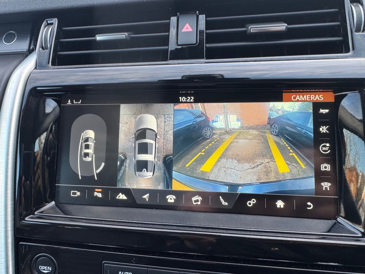 Used Land Rover Discovery 2018 for sale - 77023108: Photo 20