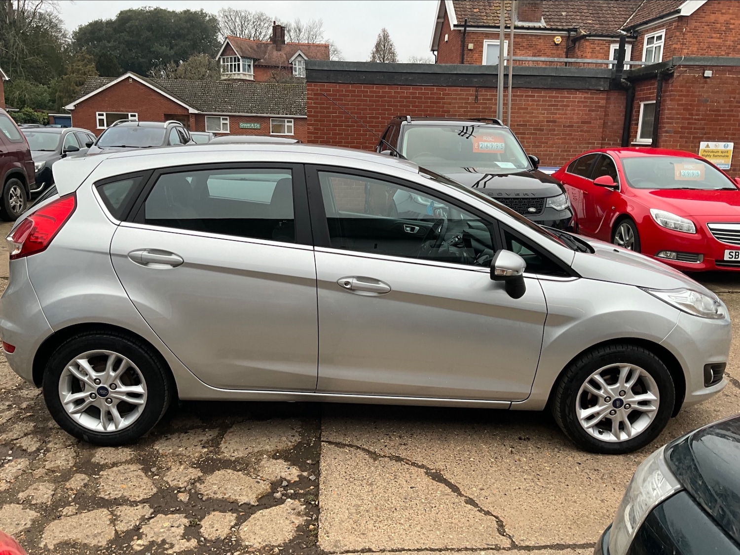 Used Ford Fiesta 2016 for sale - 77323911: Photo 3