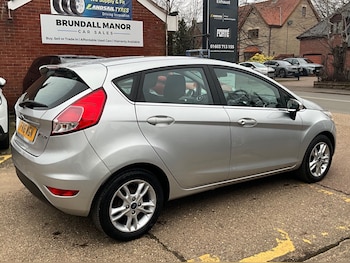 Used Ford Fiesta 2016 for sale - 77323911: Photo