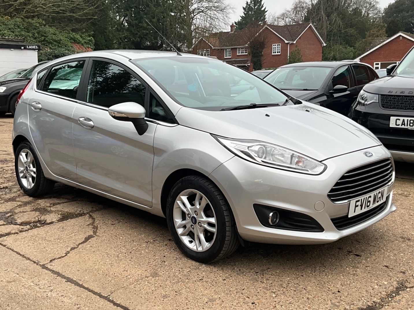 Used Ford Fiesta 2016 for sale - 77323911: Photo 5
