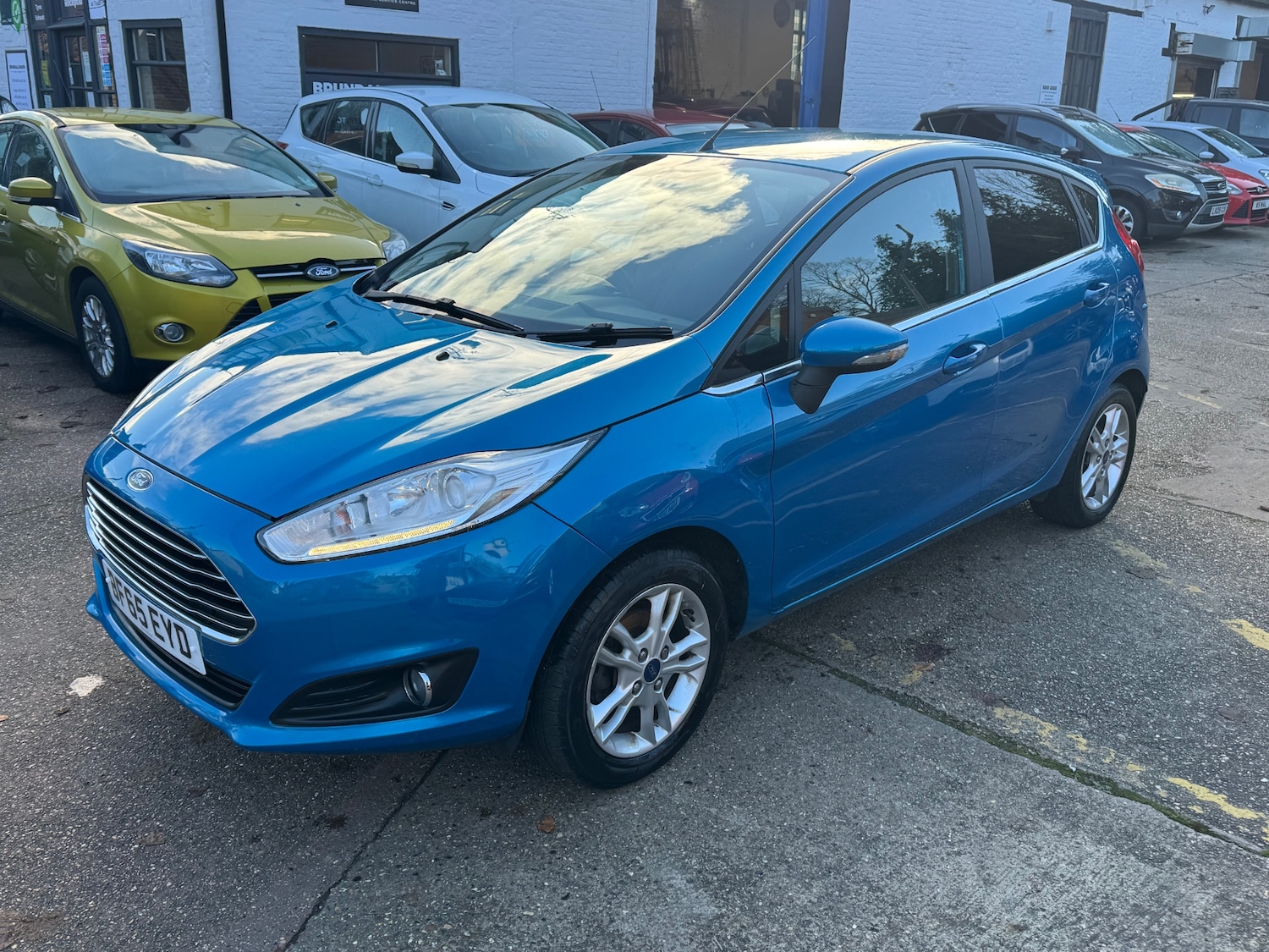 Used Ford Fiesta 2015 for sale - 76612205: Photo 1