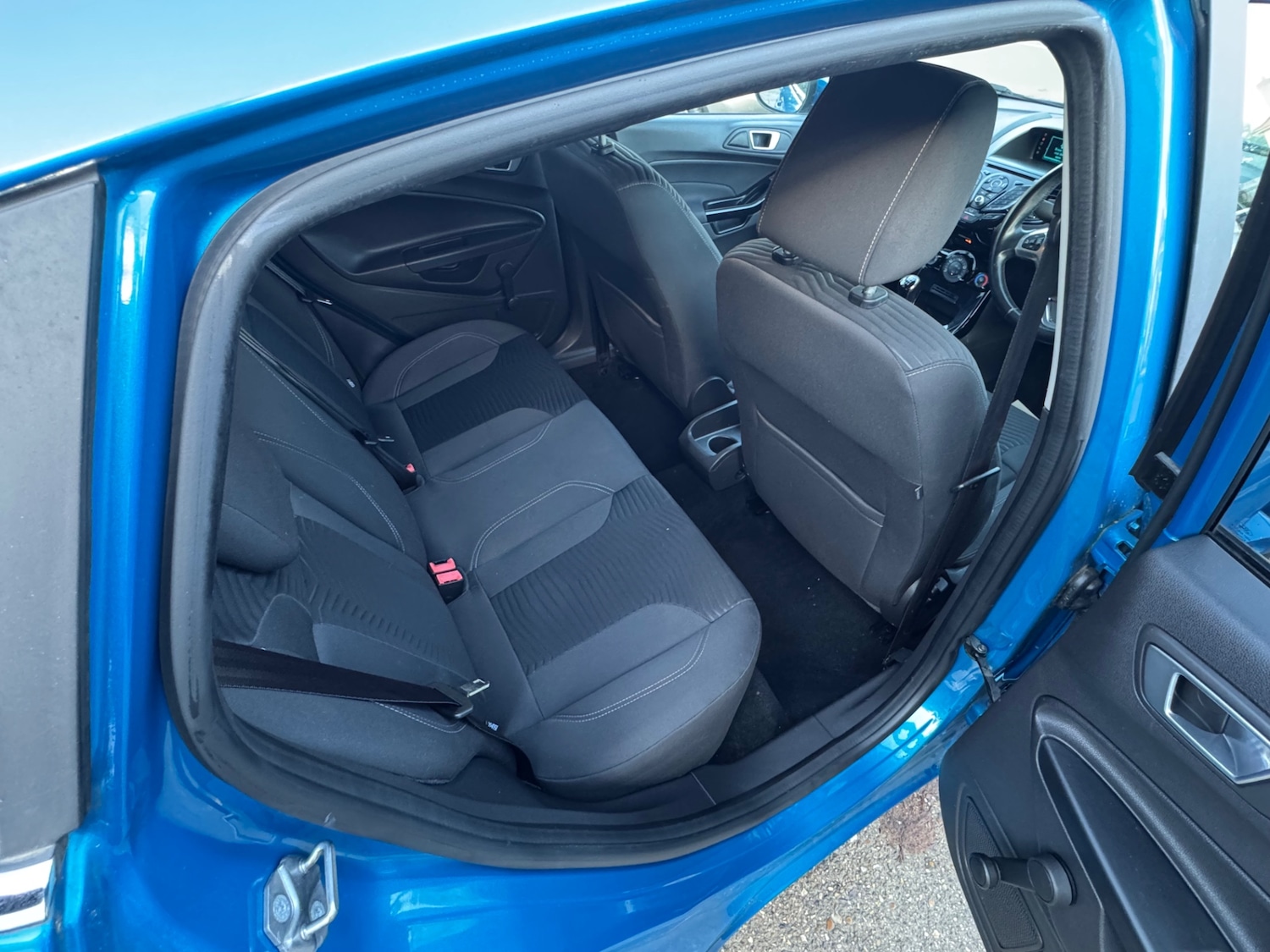 Used Ford Fiesta 2015 for sale - 76612205: Photo 6