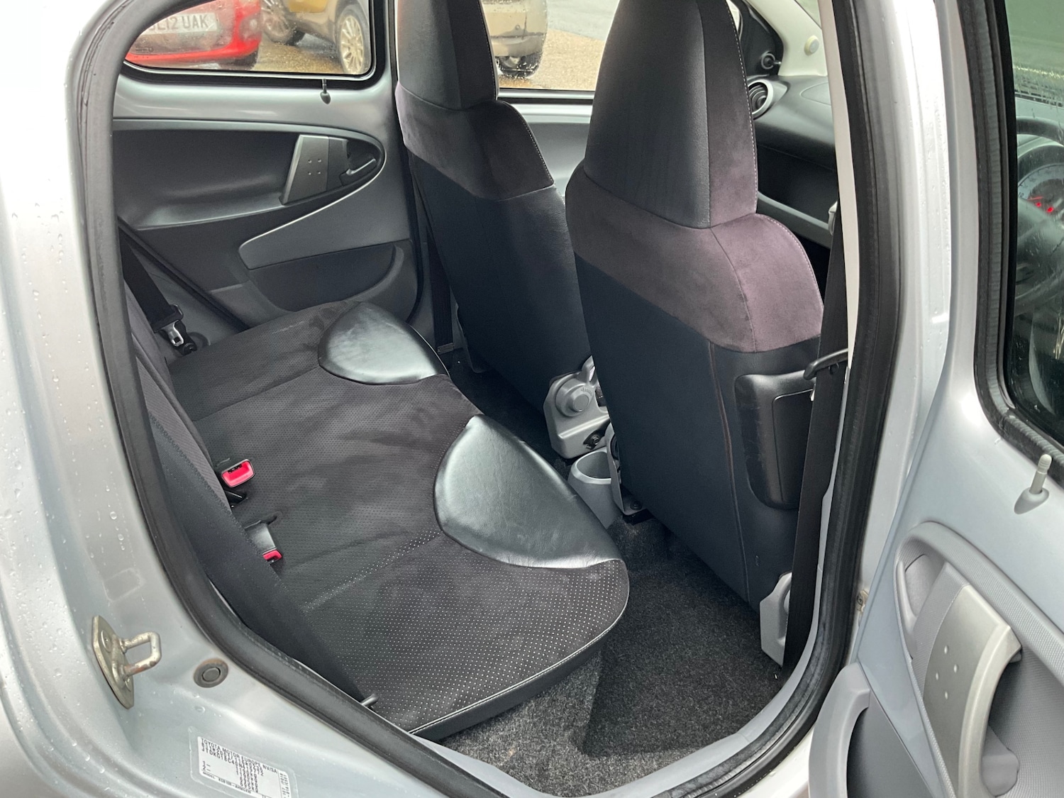 Used Toyota AYGO 2009 for sale - 77379299: Photo 10